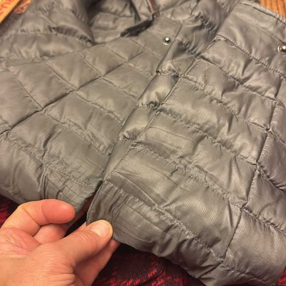 Toad&Co Breckinridge Parka Mahogany red plaid wool puffy hybrid jacket pockets M - Picture 11 of 14